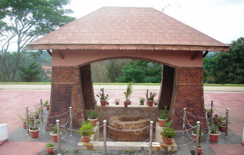 Pazhassi Raja Tomb in Wayanad